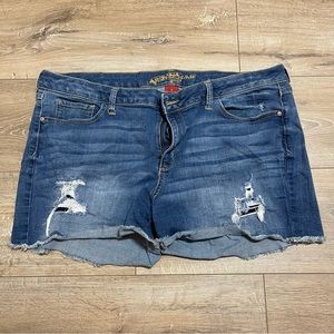 Juniors Arizona Jean Co Ripped Jean Shorts
